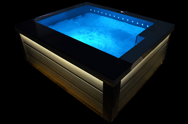 M-SPA - Zahradní SPA vana s hydromasáží 200 x 168 x 79 cm
