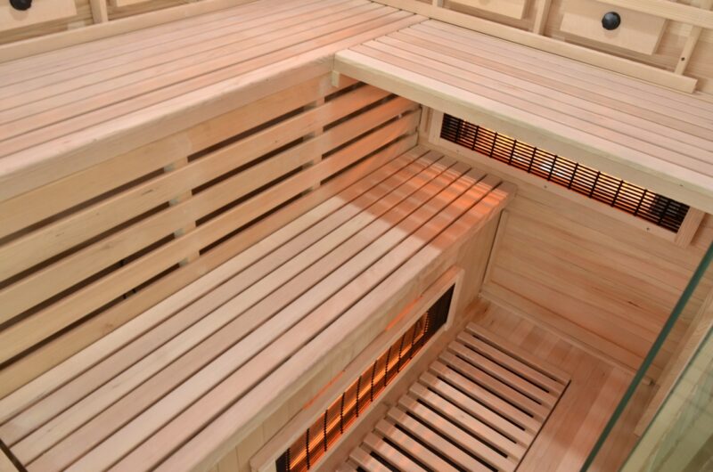Sanotechnik - DELUXE - infrasauna pro 4 osoby 150 x 120 x 200 cm